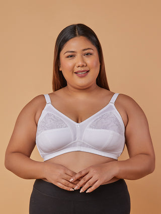 Lace Paneling M Frame Bra Front view White