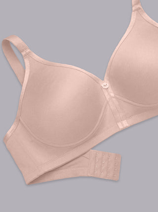 Seamless Cups Silk Fabric Non-Wired Full Coverage Moulded Bra | M 4413 | Fawn