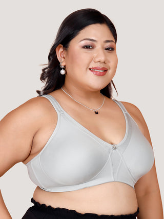 M 4418 Women's Side Panel Lace Double Layered Cups High Support Seamless Bra