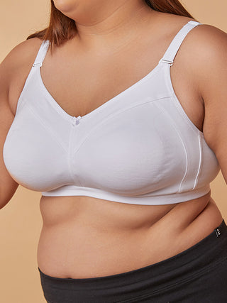 Fuller Cups M Frame Moulded Bra white left close view