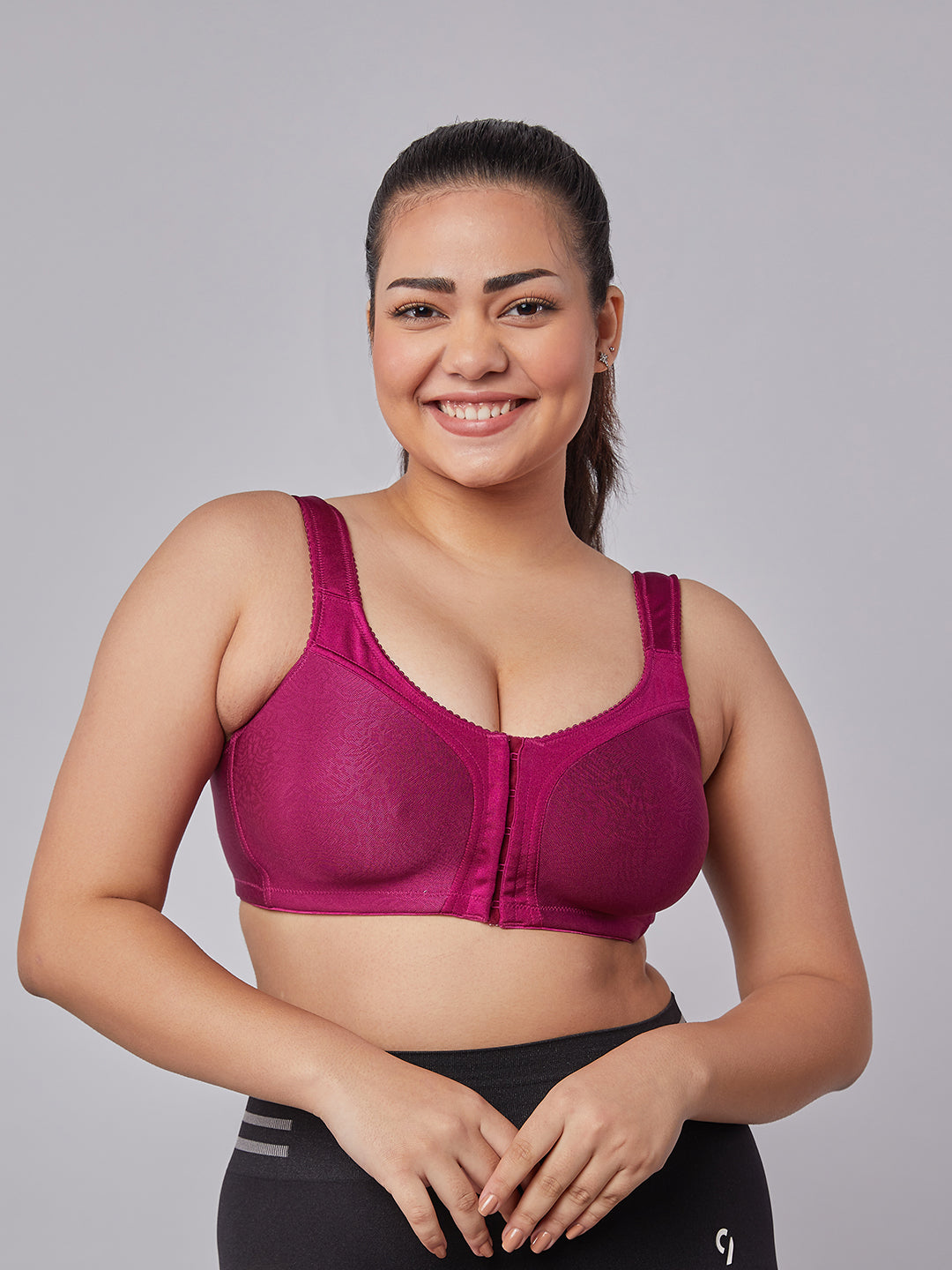 Buy MAASHIE M1101 Women's Cotton Non-Padded Non Wired Moulded Cups Everyday  Bra, M.Burgundy 32C