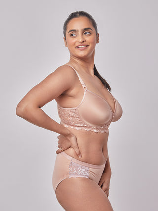 Wireless Cups Fancy Lace Set | M 6604