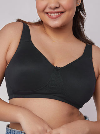 Lace Detailing T-Shirt Bra charcoal close view